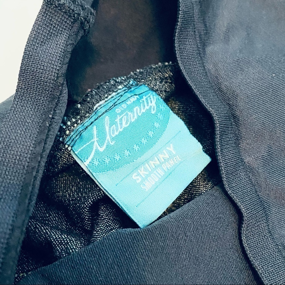 Old Navy Maternity Full Panel Skinny Jeans - Picture 3 of 5